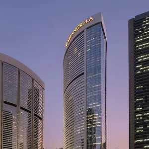 Island Shangri-la, Hotel